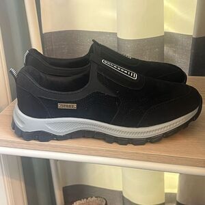 Black suede Slip on hiking shoes sz 38